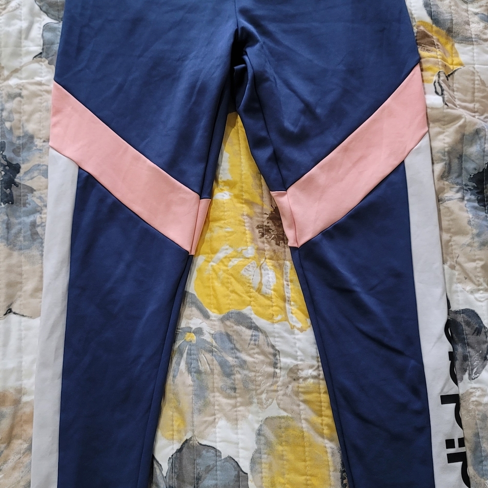 Adidas leggings